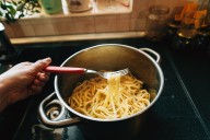 People’s Pharmacy: Is eating a high-carb dinner contributing to my evening heartburn?