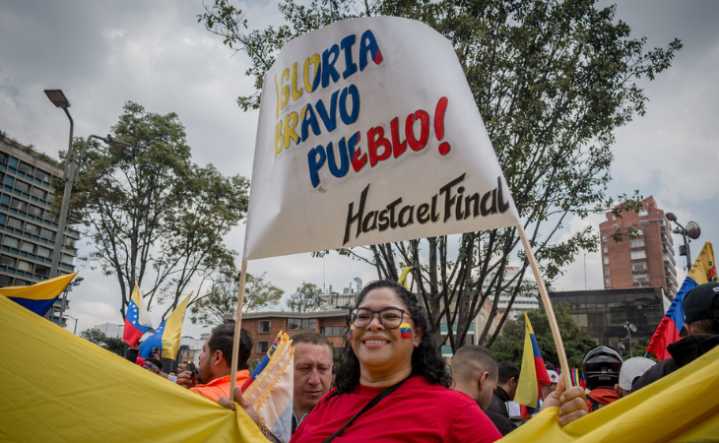 Migrantes venezolanos pasaron de la informalidad a empleos con seguridad social