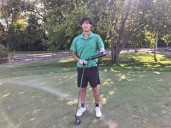 Golf: Charlie Dell, born with one arm, leads Oak Lawn
