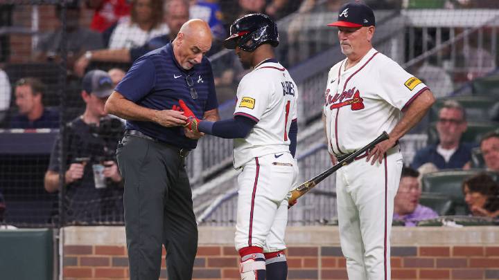 Braves’ Ozzie Albies suffers bone injury in Nationals game