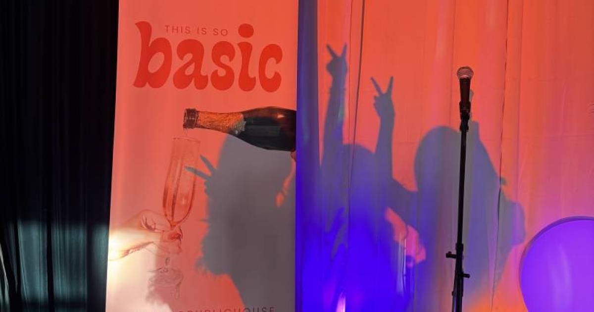 Chill X Studio’s Taylor Swift listening party is about more than just an album | Georgia Straight Vancouver’s source for arts, culture, and events
