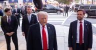 What Donald Trump Ate at D.C. Seafood Dinner Revealed