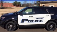 Gas leak forces residents out of their homes in Bartlett, Bartlett Police say