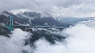China Opens World’s Tallest Bridge, Cuts Travel Time To 2 Minutes From 2 Hours