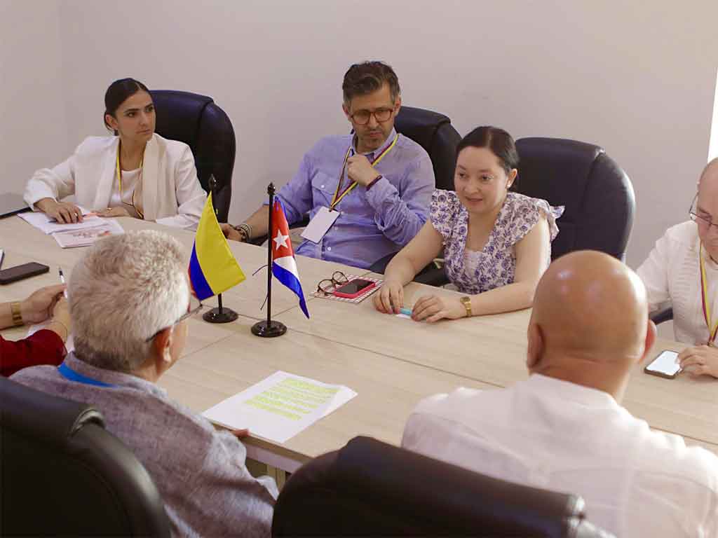 Vicecancilleres de Cuba y Colombia dialogaron sobre temas migratorios