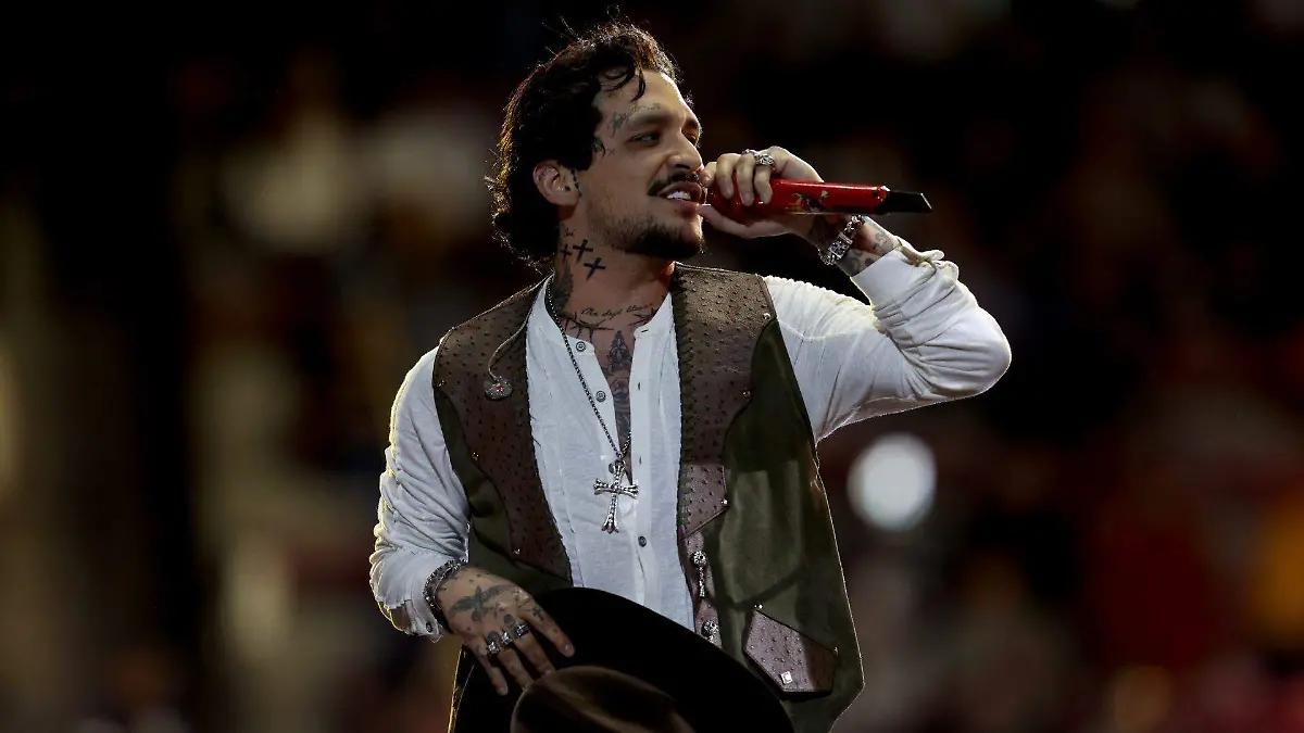 ¿Christian Nodal ejerce violencia vicaria? Te decimos qué es