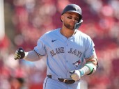 Bo Bichette injury a big blow to Blue Jays' post
