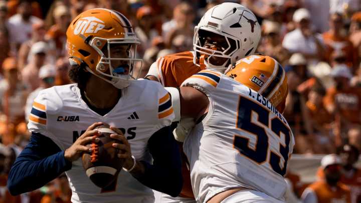 No. 7 Texas Longhorns ease past UTEP in final 31 minutes