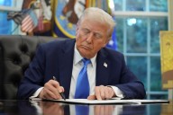 Asian Shares Fall As Trump Plans New Drug, Goods Tariffs