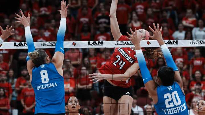 U of L-UK volleyball delivers: Nationally relevant rivalry helping grow sport