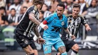 Neymar falló dos ocasiones en Santos y explotó contra el césped de Atlético Mineiro: "Es una mierda"