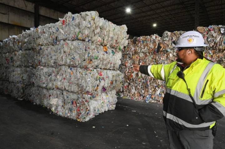 Plastic Recycling Is Mostly Fictional. Trump’s EPA Approves.