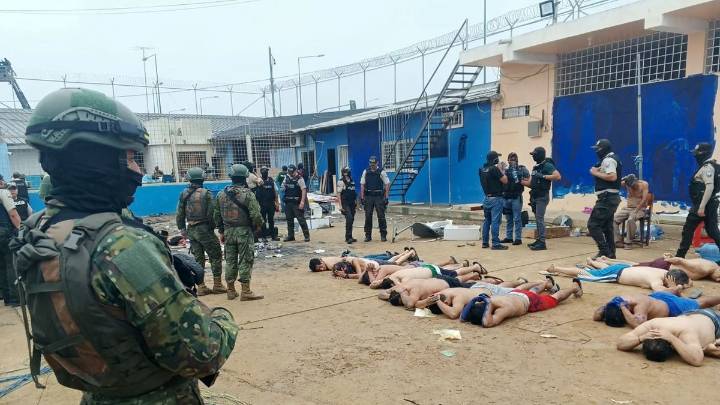 Crisis carcelaria en Ecuador: al menos 14 muertos y varios heridos en un enfrentamiento entre presos