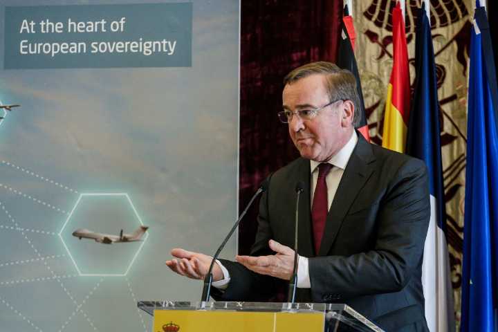 Germany holds firm against French fighter jet project hysterics