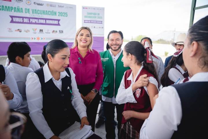 Arrancan campaña de vacunación contra el VPH en Castaños