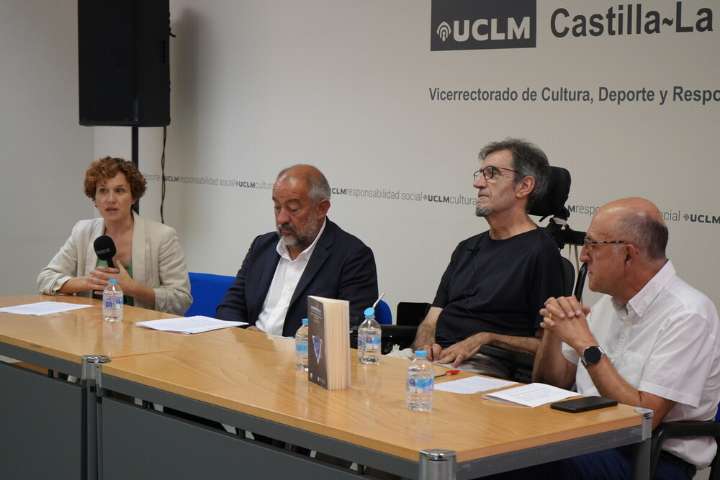 Pepe Reig presenta en la UCLM su libro sobre la desinformación