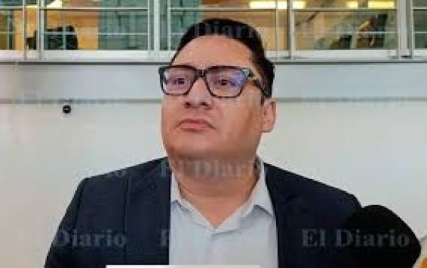 Mete Estado en cintura a concesionarios: Chávez