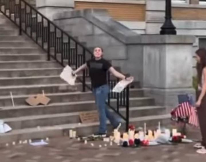 Arkansas student tramples Charlie Kirk memorial, now the restaurant where she worked is taking action