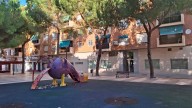 Vecinos de la plaza Francisco Vera denuncian que es "inaccesible" a los bomberos