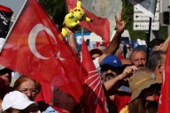 Tens of thousands protest against legal crackdown on Turkey’s main opposition party