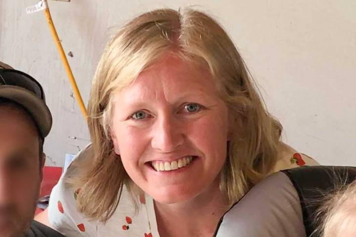 Wis. Teacher Died After Bee Stung Her Lip, Sports Team Honored Her in This Way