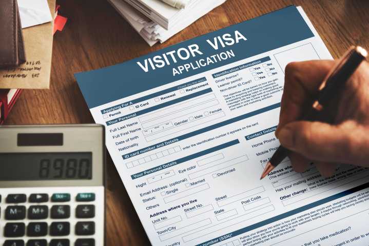 Visas H-1B: Trump propone nuevo cargo de 100 mil dólares