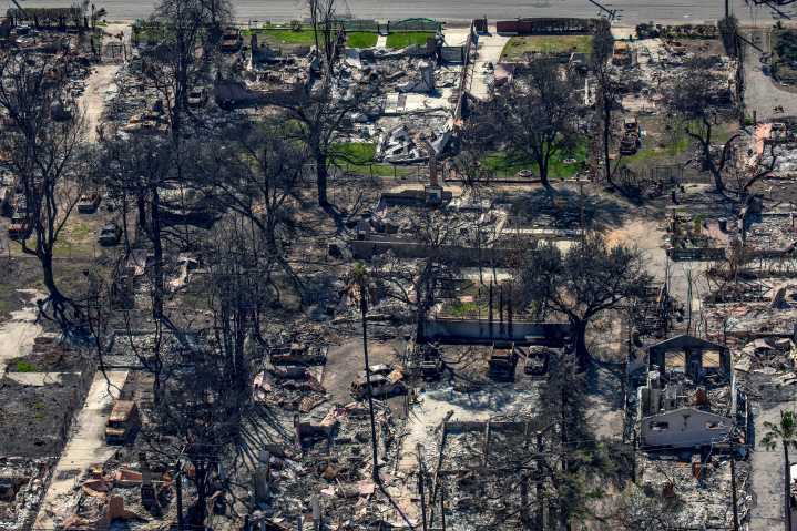 Study Concludes Outdated Policies Hampered Effectiveness of Eaton, Palisades Fire Response