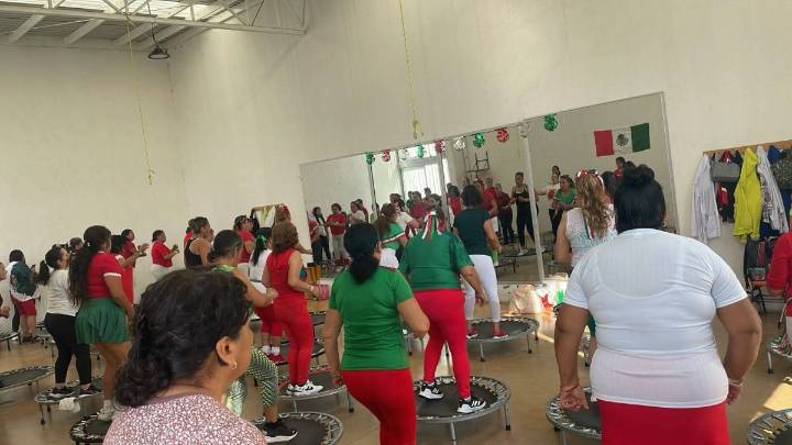 VILLA DE POZOS CELEBRA MES PATRIO CON CLASES DEPORTIVAS