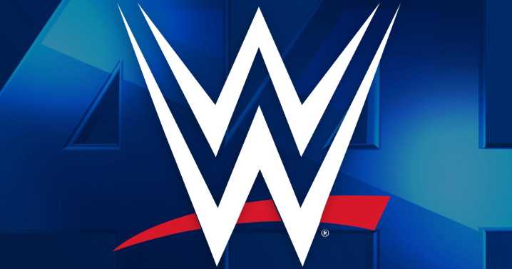 WWE superstars hit Evansville for Monday Night Raw excitement