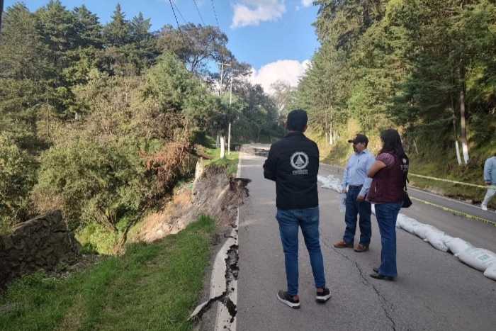 Cierran carretera Temoaya–Centro Ceremonial Otomí por deslave