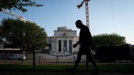 La Fed realiza el primer recorte de tasas de interés desde que Trump asumió la presidencia