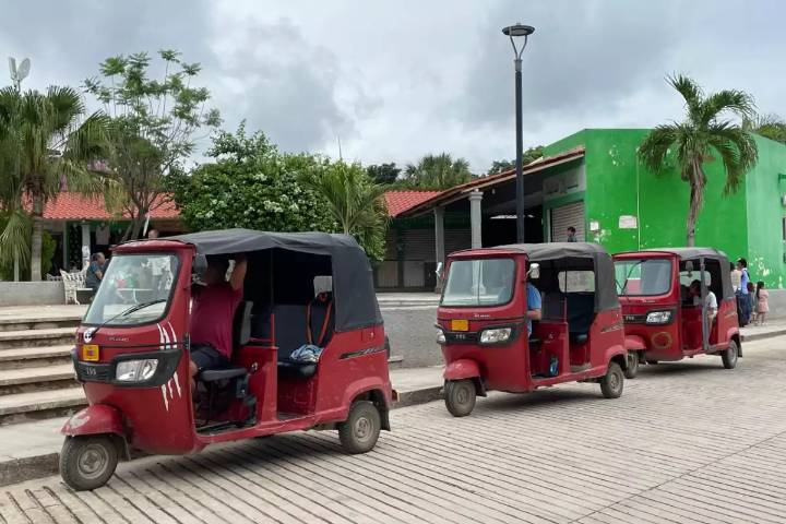 Hopelchén: Pioneros del mototaxi denuncian desplazamiento por grupos piratas y profesionistas
