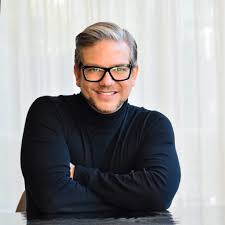 El arquitecto y presentador Fernando Delfino ha fallecido