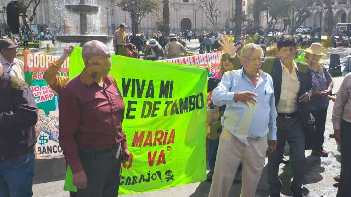 Rechazan inicio de Tía María y llaman traidor a Rohel Sánchez