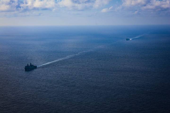 El USS Iwo Jima ya está en el Caribe: EEUU difunde primeras FOTOS del buque de asalto anfibio