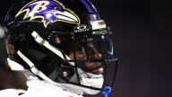 Ravens’ Lamar Jackson shoves handsy Bills fan after touchdown
