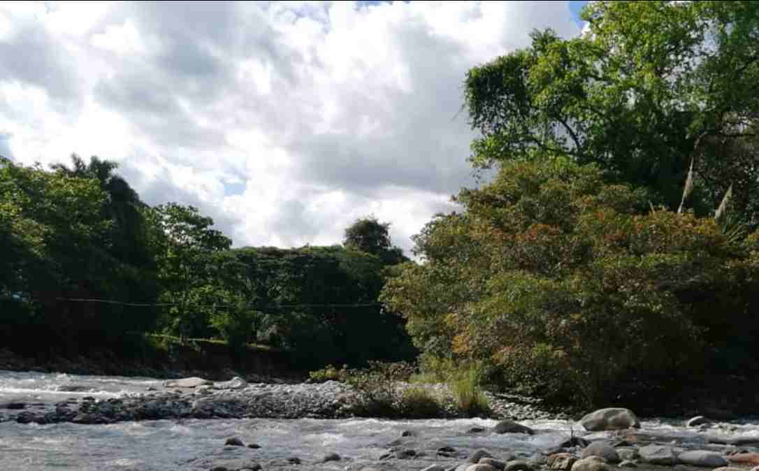 Hallan el cuerpo de la hija de alcalde en Barinas tras ser arrastrada por el río La Acequia