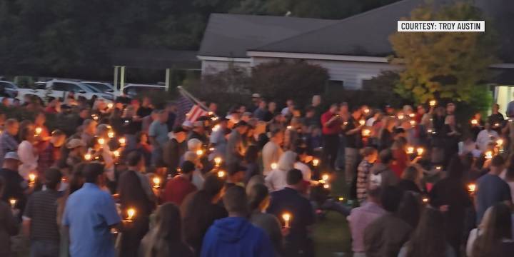 Vigils held for Charlie Kirk across Vermont on Sunday
