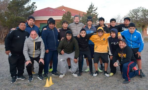 Merino visitó “Los Pumas de S.T.M.”