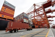 Canada's trade deficit in July narrows as exports to the US rise