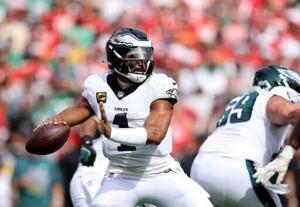 Eagles seek answers against Rams in battle of NFL unbeatens