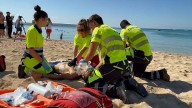 Simulacro en la Playa de Palma: Vuelca una embarcación de recreo y deja cuatro heridos graves