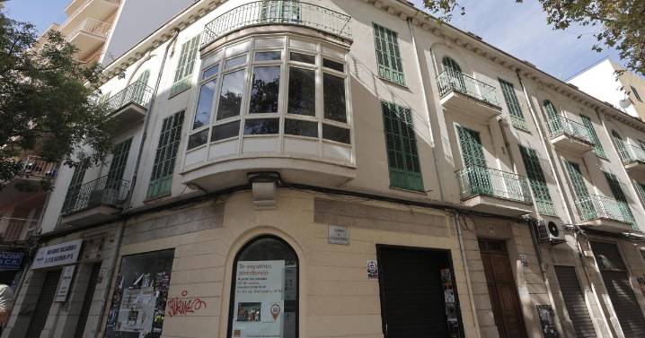 Paran las obras del derribo del edificio de 31 de Diciembre
