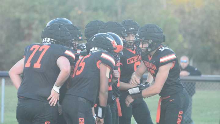 PHOTOS: Cheboygan Chiefs take on Escanaba in 2025 Homecoming game at Western Avenue Field