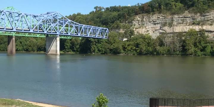 Ohio River algae blooms cause water taste and smell issues