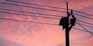 Gremios energéticos advierten alza de tarifas en estratos 1, 2 y 3 por déficit de subsidios