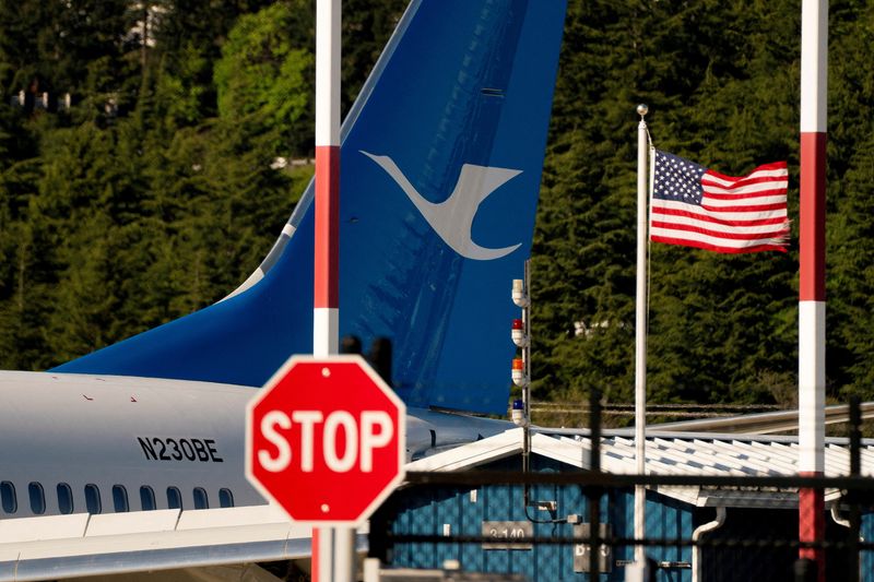 US lawmakers talk up big Boeing deal during China visit