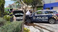 Indignación en Toluca: patrulla impacta auto y deja heridos