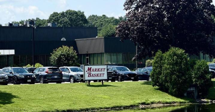 Market Basket CFO becomes interim CEO
