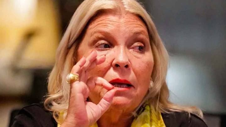 Elisa Carrió arremetió contra la estrategia del Gobierno tras la derrota en las elecciones